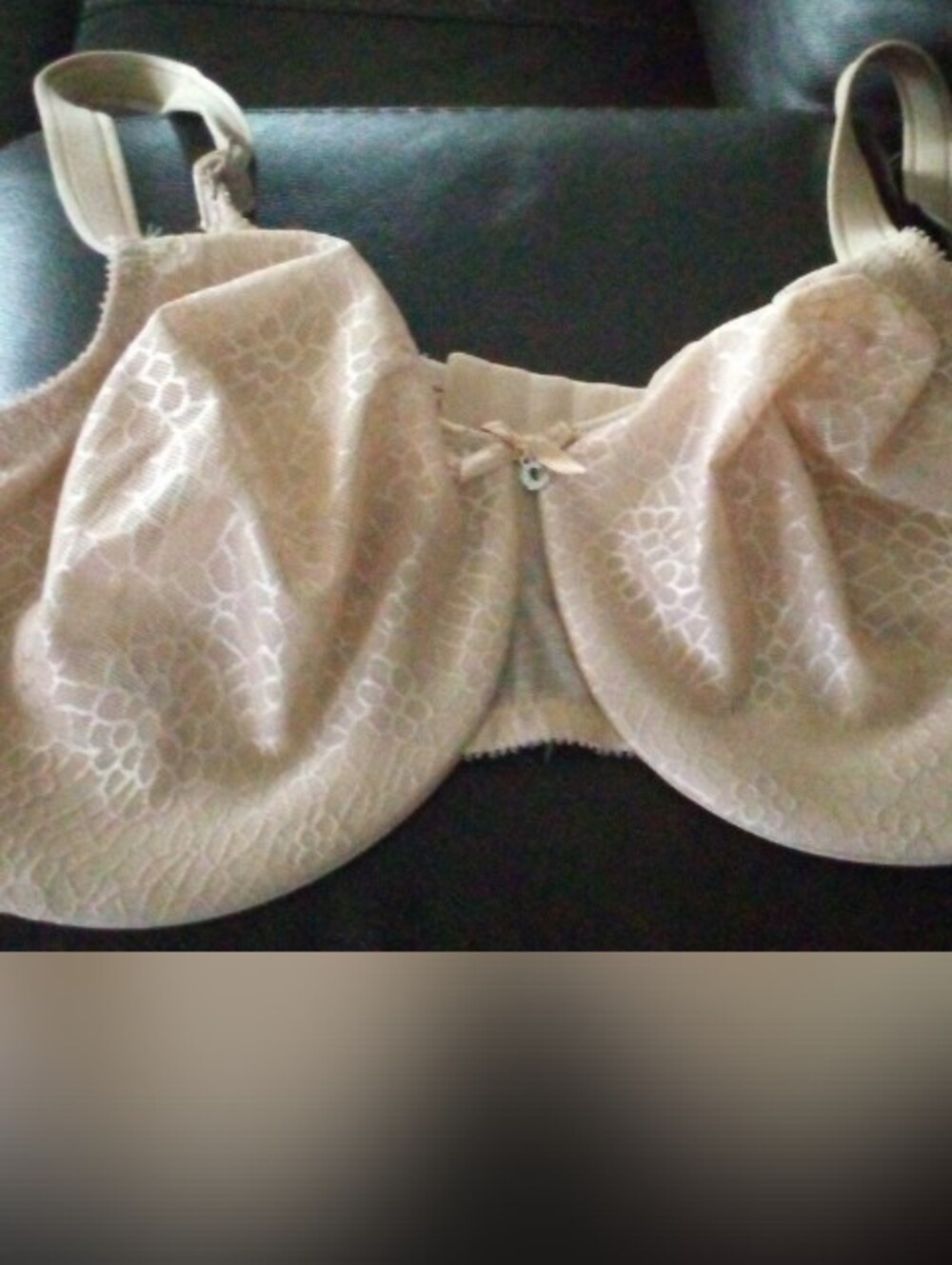 Chantelle Beige Lace Underwire Bra